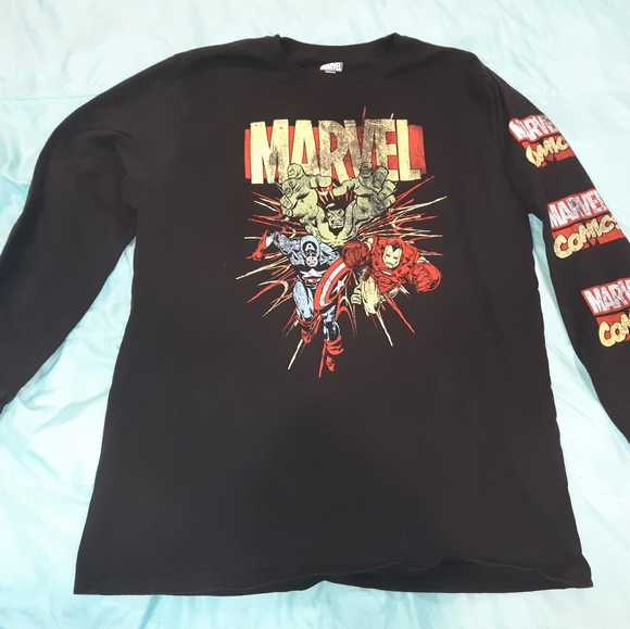 MARVEL COMIC WORN COMIC BOOK LOOK LONG SLEEVE TEE - Picture 2 of 10